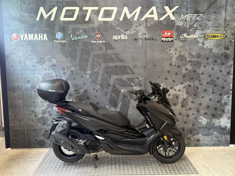 HONDA FORZA 125 9000kms