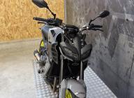 YAMAHA MT-09 NIGHT FLUO AKRAPOVIC 14000kms