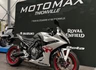SUZUKI GSX-8R