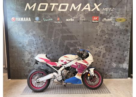 YAMAHA XSR 900 GP REPLICA YZF 1km