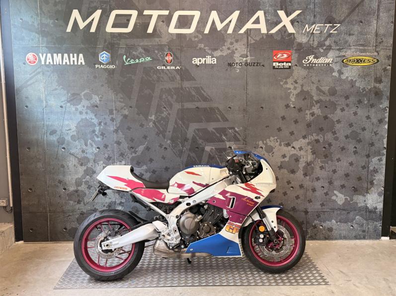 YAMAHA XSR 900 GP REPLICA YZF 1km