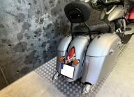 INDIAN CHIEFTAIN 1811 VANCE & HINES