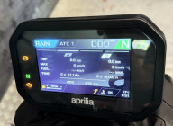 APRILIA TUONO 457 PIRANHA RED 800kms